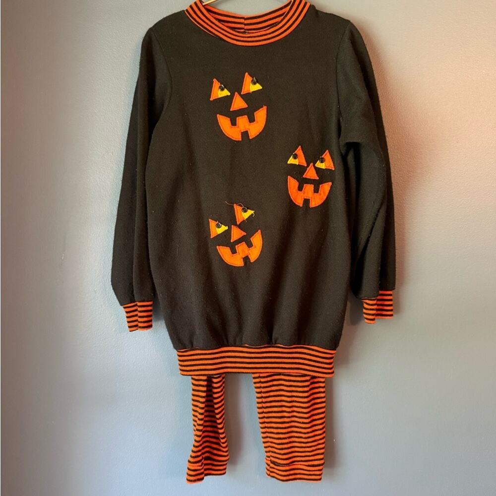 Vintage Heart’s Design Halloween Matching Set